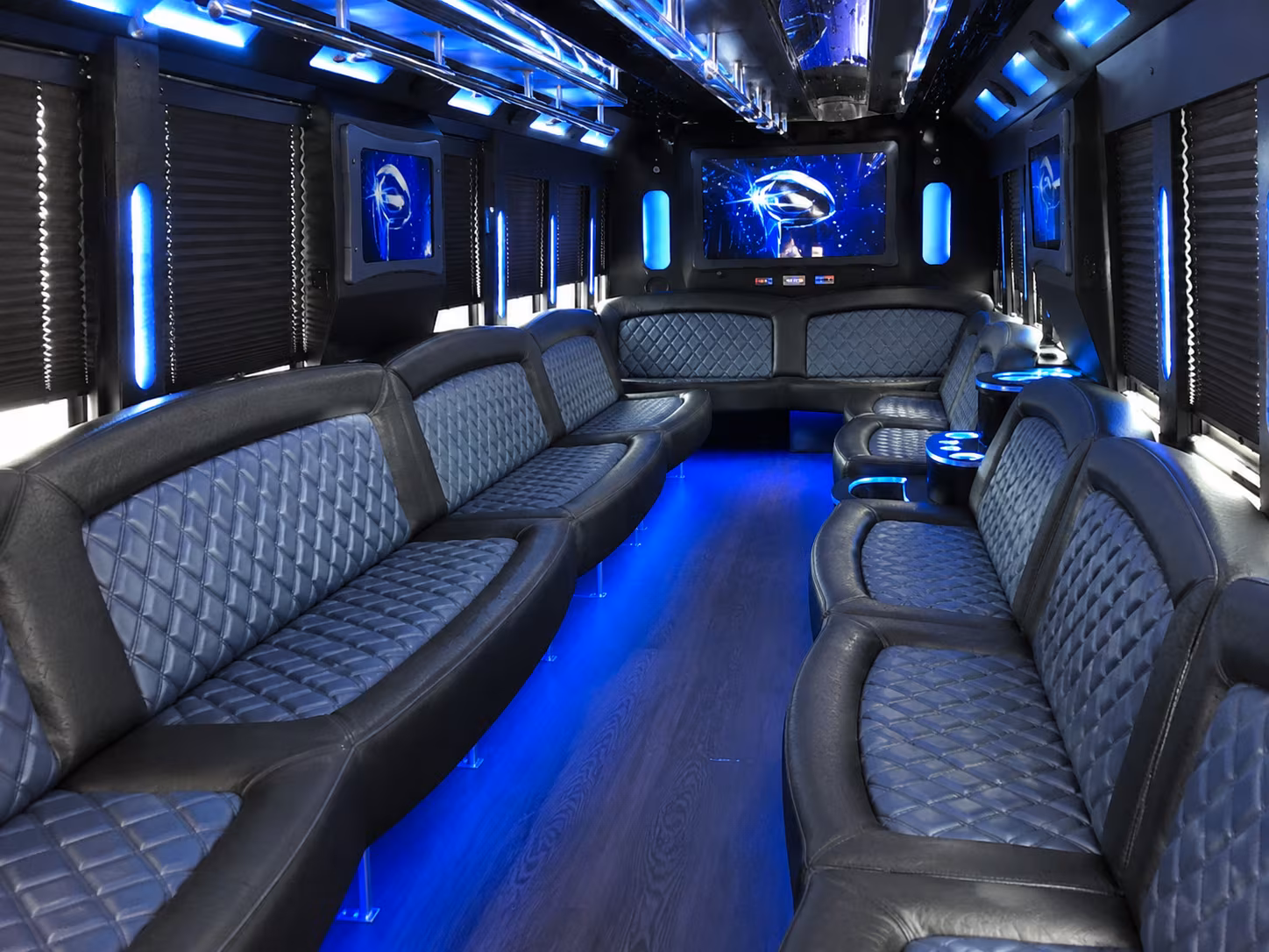 bachelor and bachelorette party buses in des moines