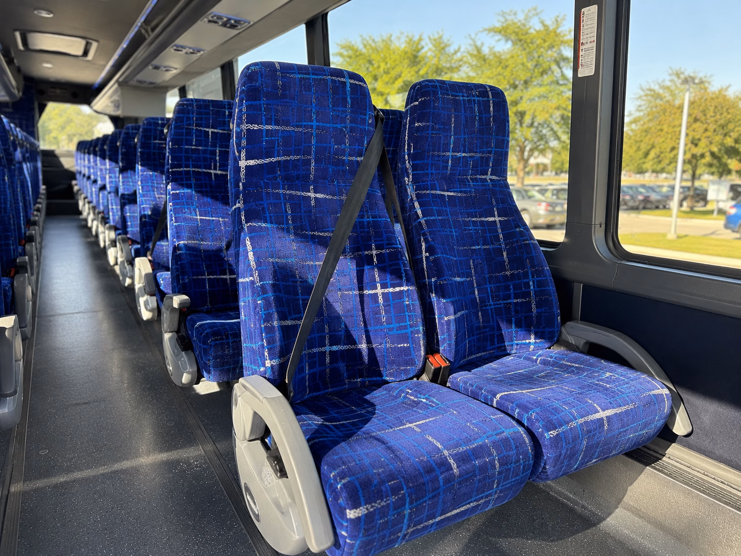 des moines government meeting and conference shuttles