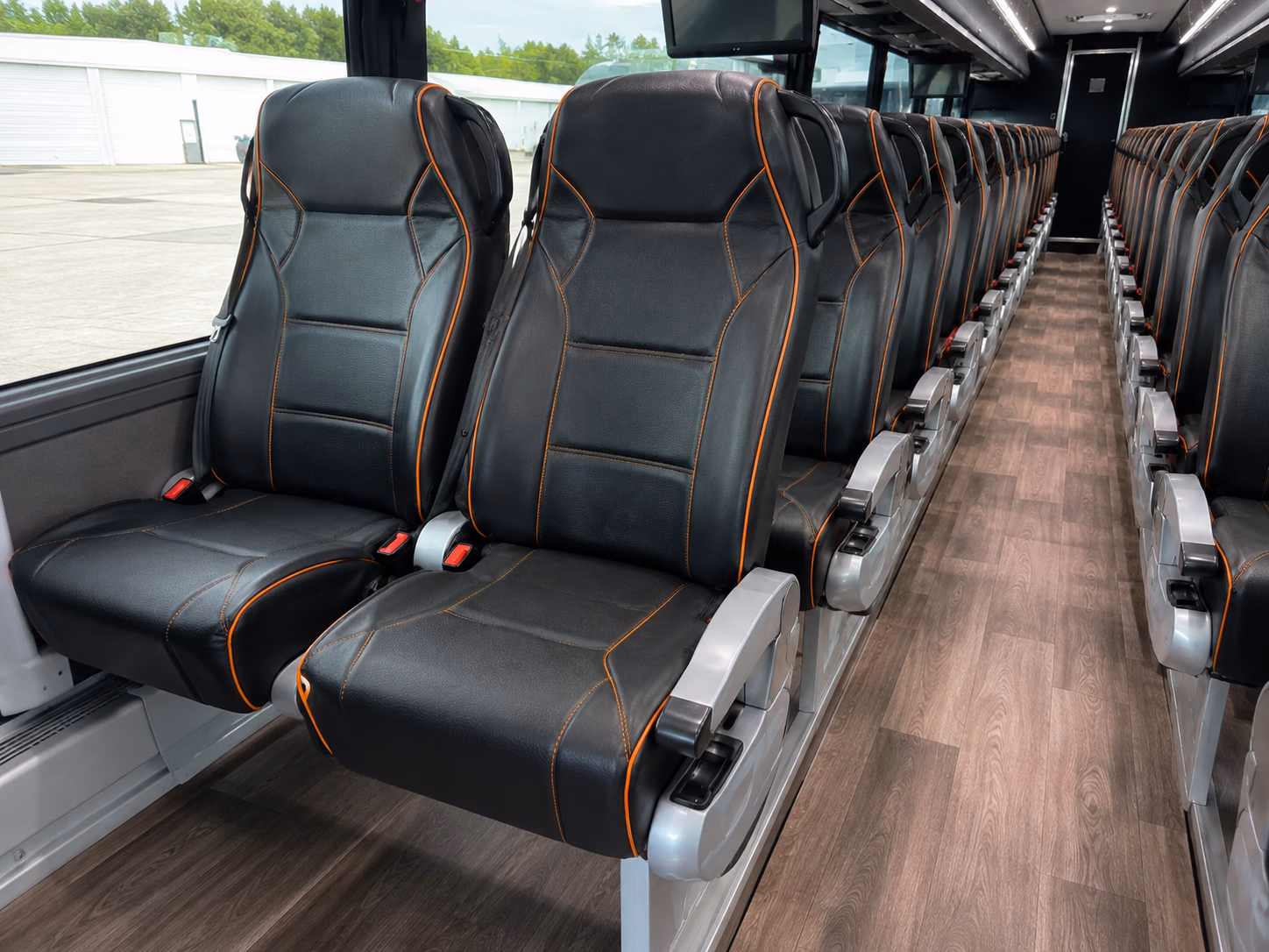des moines hospital and campus shuttle bus rentals