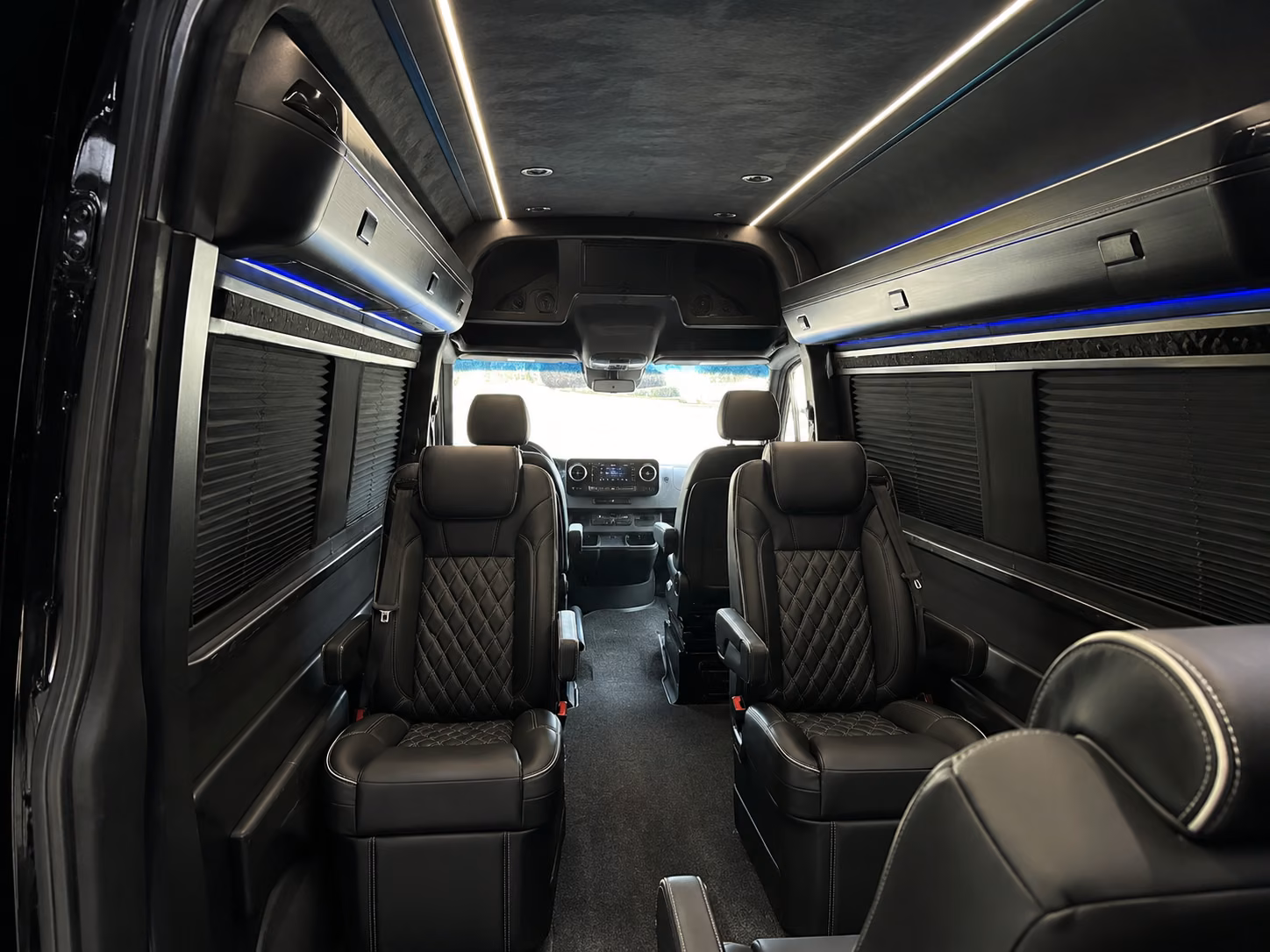 des moines parking shuttle and park and ride bus rentals