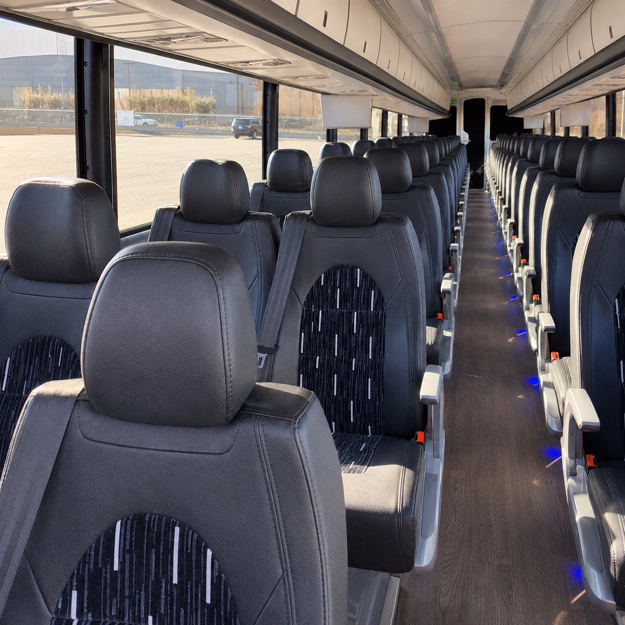 dsm airport shuttles for out of town wedding guests