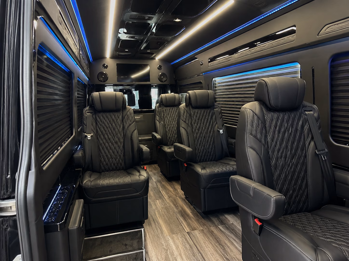 winery tour bus rentals from des moines to st charles